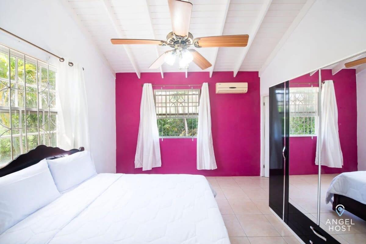 Beachy Cottage I Kitchen I Wi-Fi I Shaded Cabana I Parking Сейнт Филип Екстериор снимка