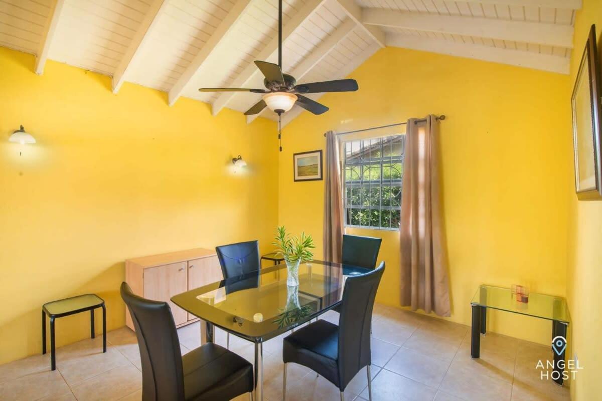 Beachy Cottage I Kitchen I Wi-Fi I Shaded Cabana I Parking Сейнт Филип Екстериор снимка